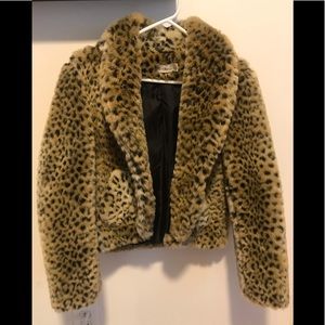 By Corpus Faux Leopard Cropped Jacket